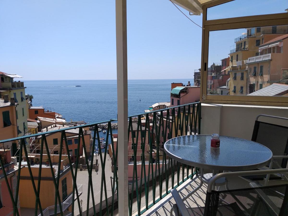 Apartment Aa Ciasea Duu Pintuu