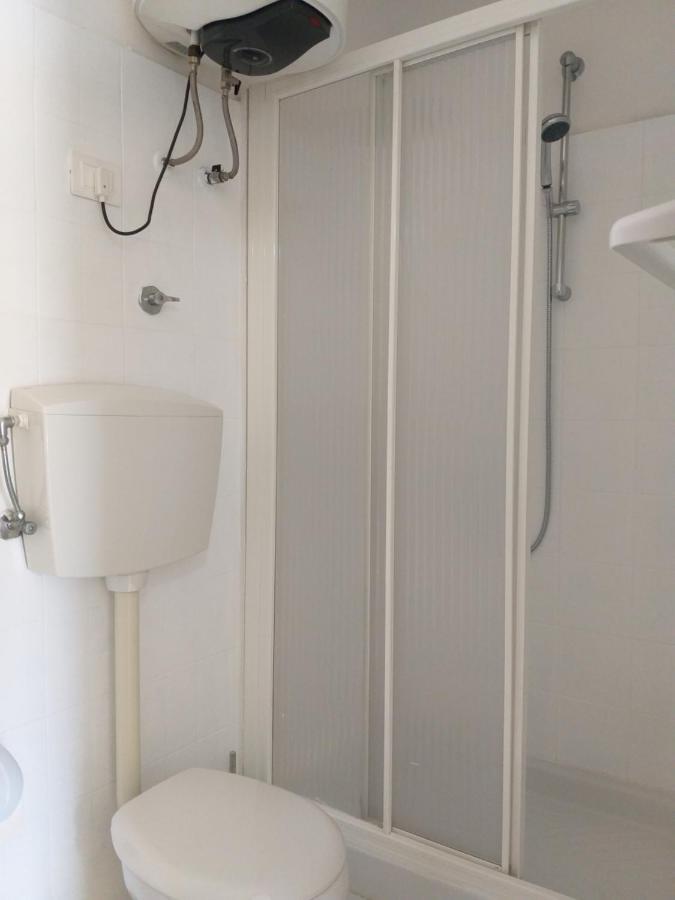Apartment Aa Ciasea Duu Pintuu *